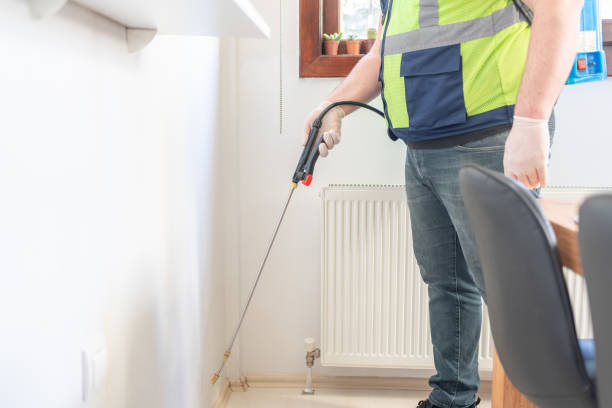 Best Commercial Pest Control Services  in Monmouth, IL